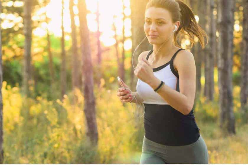 woman running.