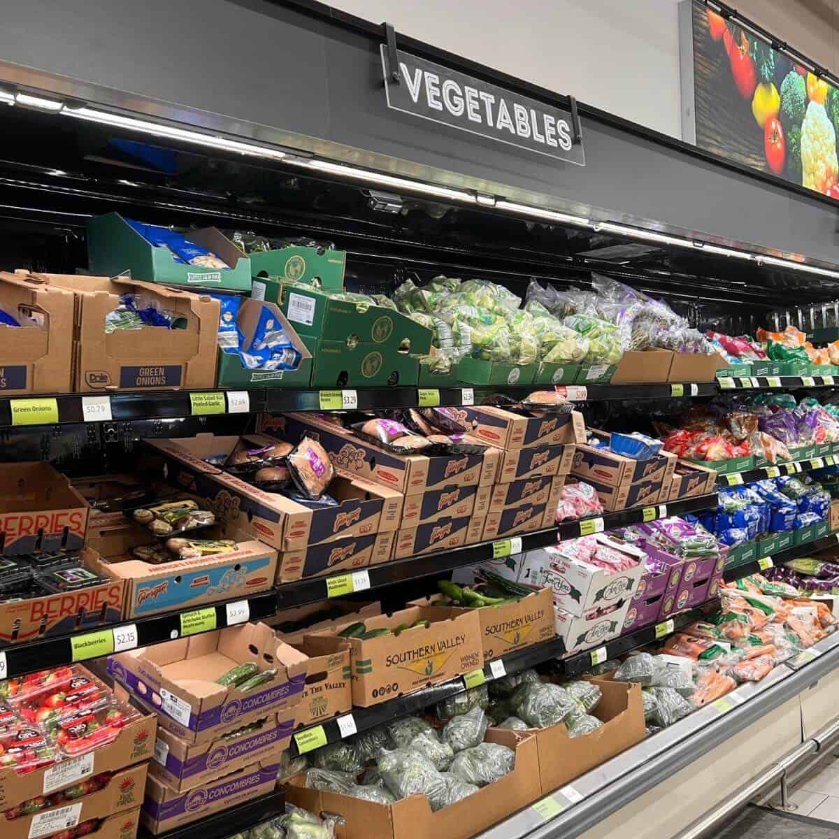 fresh vegetables at aldi.