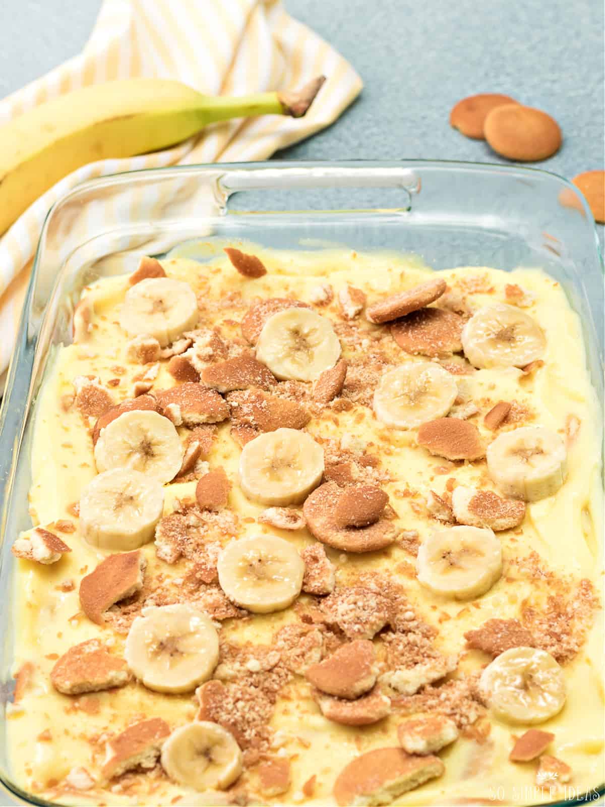 banana pudding in casserole dish.