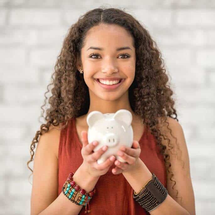 save money as a teenager featured image.